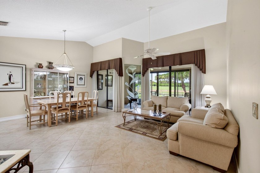 Enjoy breathtaking lake views from this beautifully maintained - photo 5