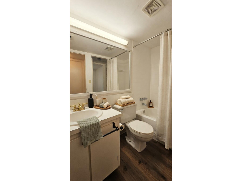 Two bedroom first floor unit in the lovely community of Sable - photo 15