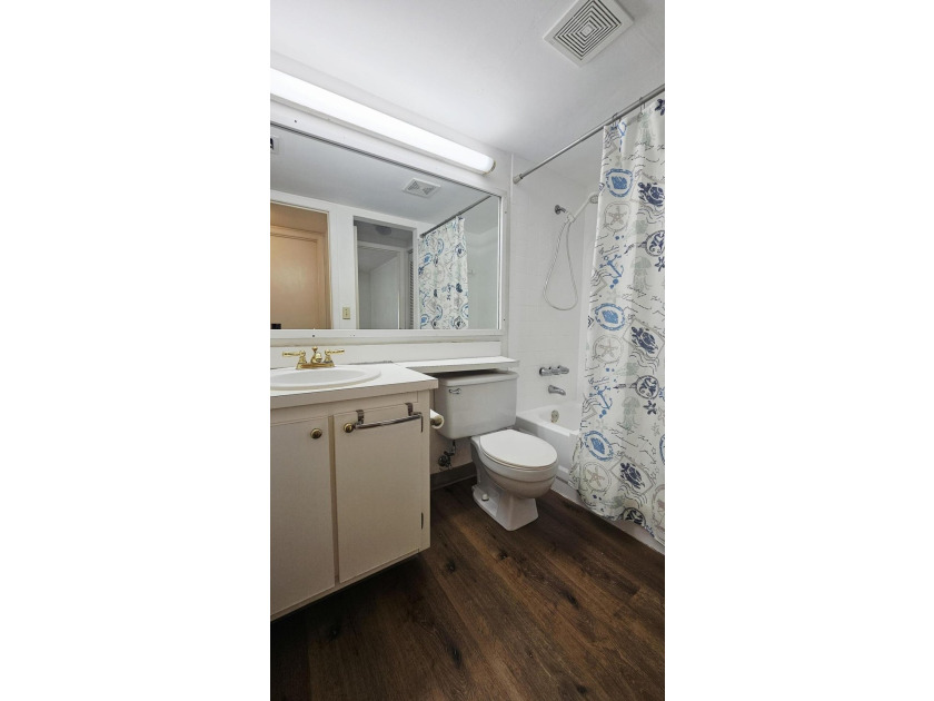Two bedroom first floor unit in the lovely community of Sable - photo 17