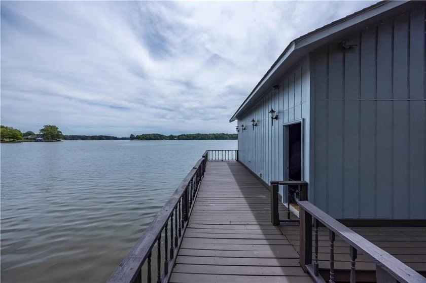 Enjoy a great location on Lake Harding with panoramic big water - photo 14