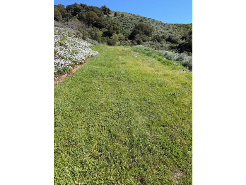 An extraordinary and irreplaceable offering 31 plus acres of - photo 3
