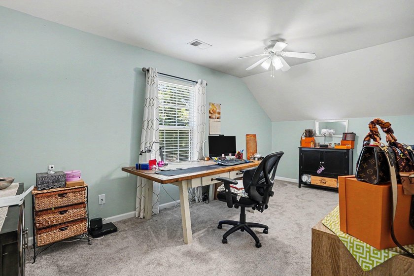 Welcome to this meticulously maintained home offering comfort - photo 26