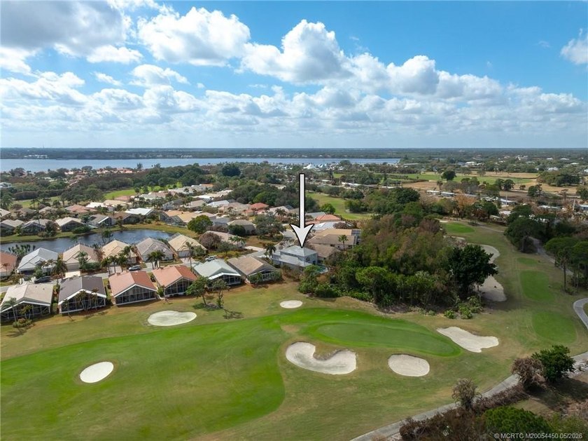 NEW ROOF! NEW PRICE! This Ballantrae Pool Home offers 3 bedrooms - photo 30