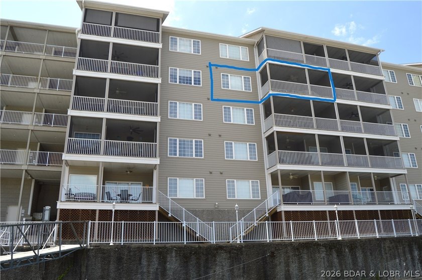 Enjoy the panoramic views from the point pool of the 1 mile - photo 28