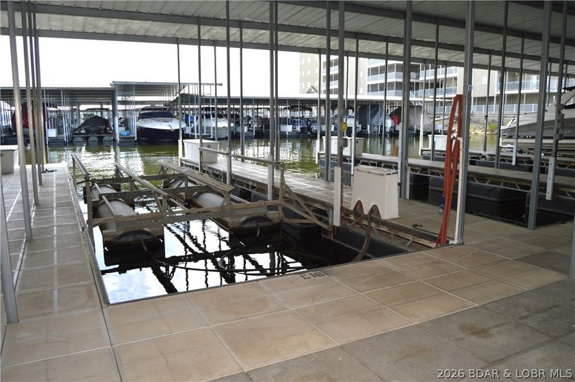 Enjoy the panoramic views from the point pool of the 1 mile - photo 30