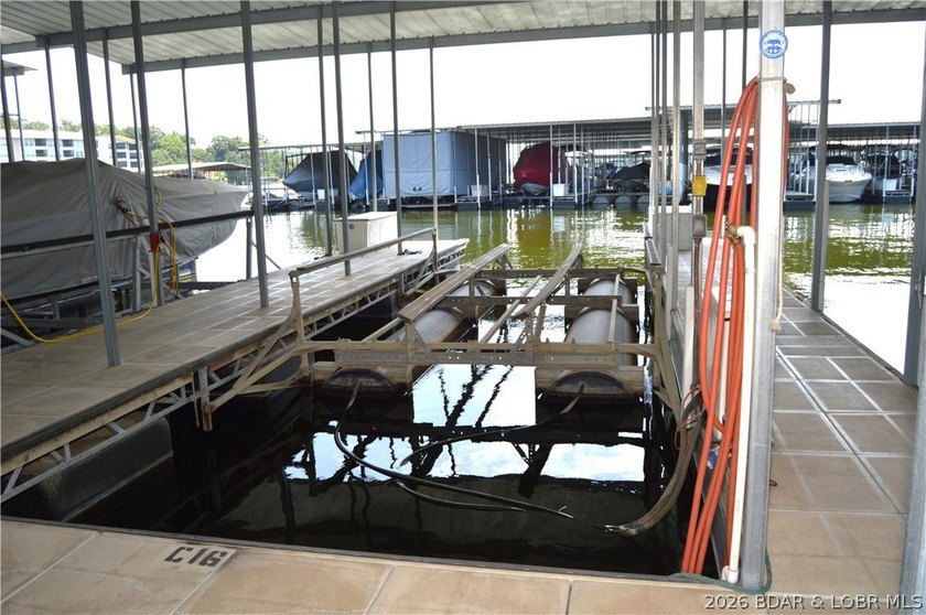 Enjoy the panoramic views from the point pool of the 1 mile - photo 31