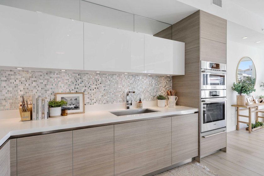 Originally designed as a 3 bedroom floorplan and thoughtfully - photo 7