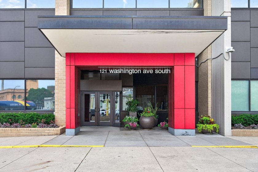 Experience the best of urban living in this stylish 1-bedroom - photo 21
