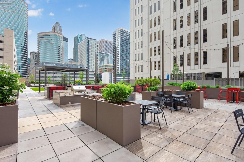 Experience the best of urban living in this stylish 1-bedroom - photo 27