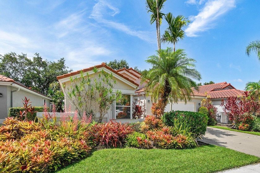 Welcome to this charming 3-bedroom, 2-bathroom single-family - photo 2