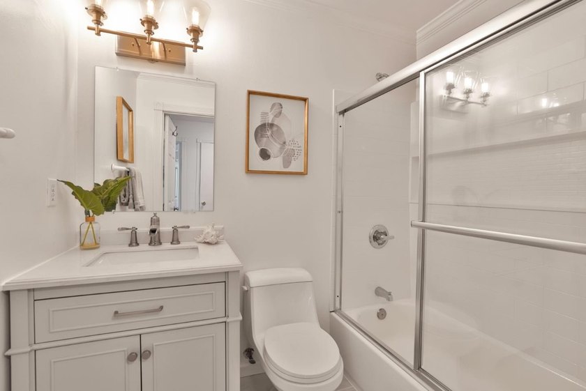 Located in the sought-after Cambrian neighborhood, bordering Los - photo 9