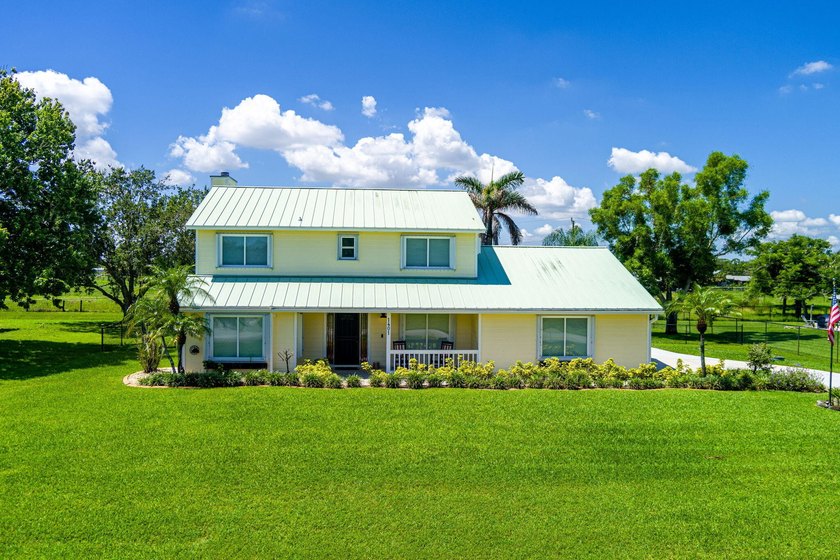 Welcome to your private slice of country paradise in the highly - photo 3