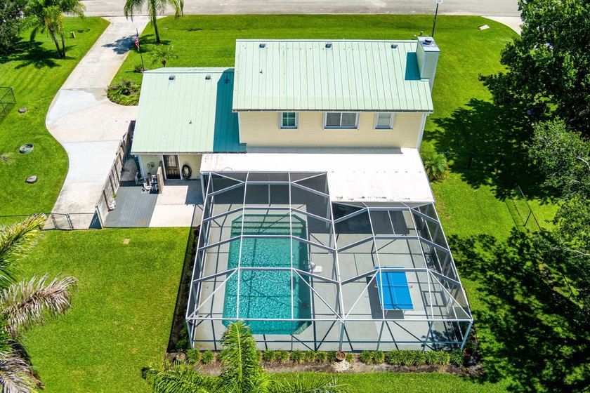 Welcome to your private slice of country paradise in the highly - photo 5