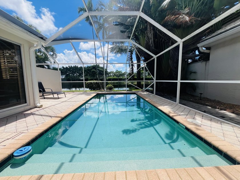 Welcome home to this 3-bedroom, 2-bathroom waterfront home in - photo 36