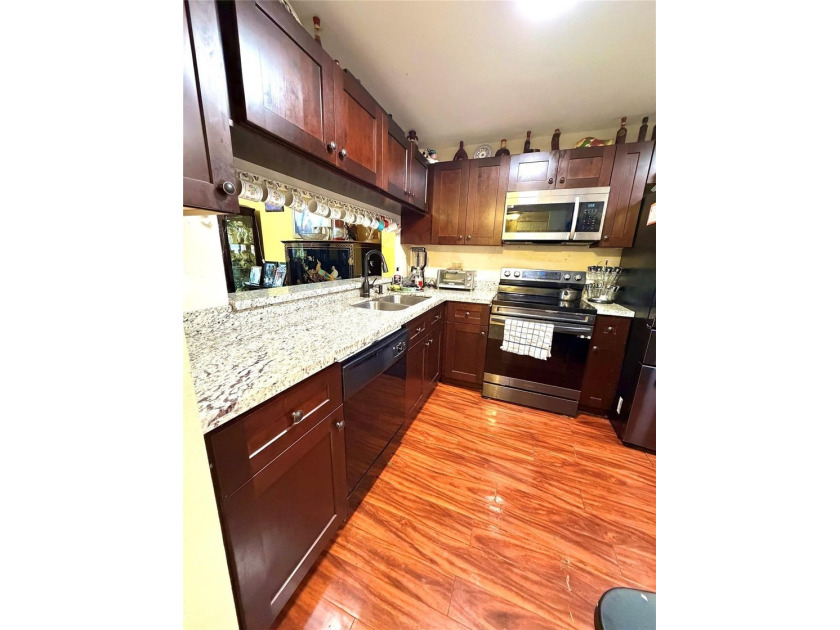 Another, Spacious 2-bedroom, 2-bath, all ages welcome, gated - photo 3