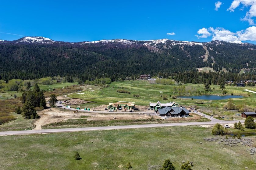 Welcome to Osprey Meadows, Tamarack Resort's premier gated - photo 4