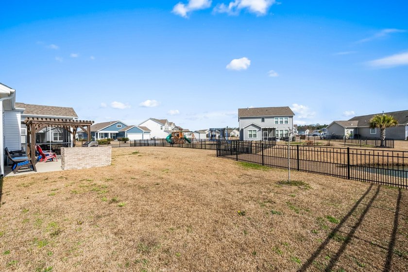 If you're looking for exceptional value, an ideal layout, and a - photo 31
