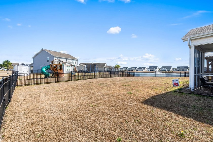 If you're looking for exceptional value, an ideal layout, and a - photo 33