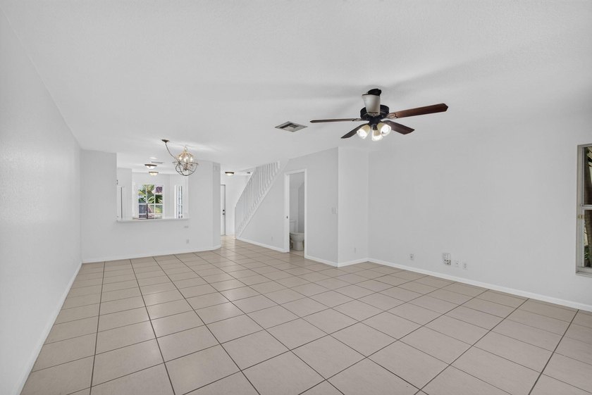 Welcome to this beautifully updated 3-bedroom, 2.5-bath 2 story - photo 10