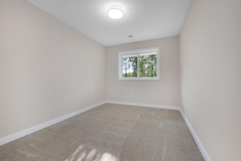 331 Gateway Parkway - photo 17