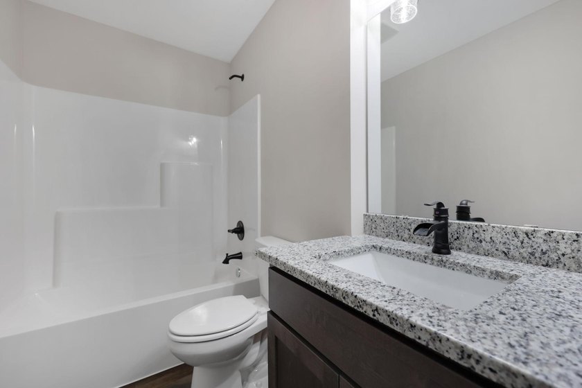 331 Gateway Parkway - photo 20