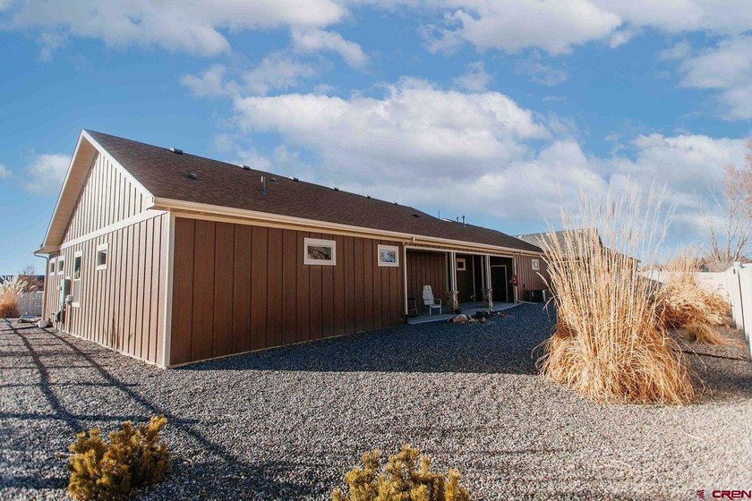 Welcome to 2601 Cirque Way, located in the highly desirable - photo 44