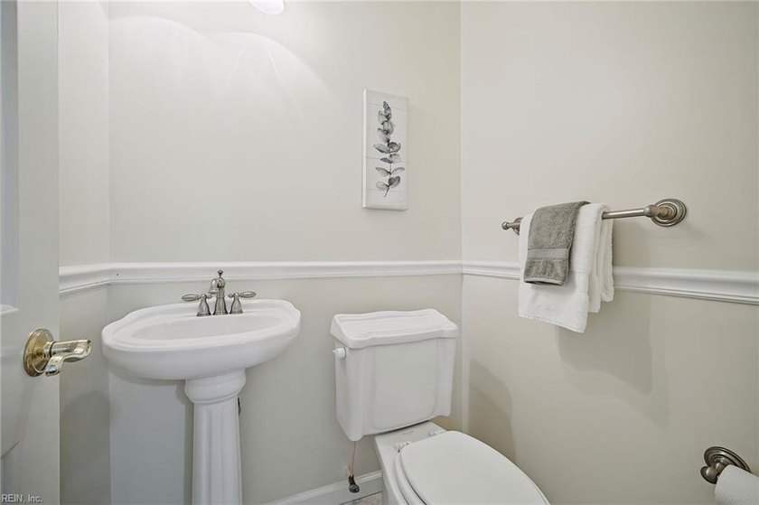 Welcome to 3505 Kings Lake Drive, where the big-ticket items are - photo 8