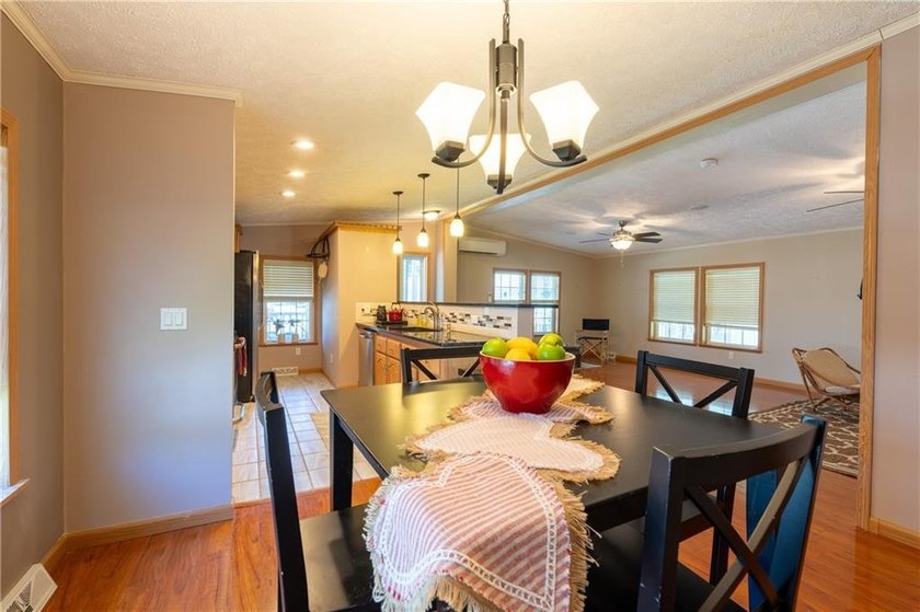 This single level 1400+ sq.ft. open living floorplan is light - photo 15