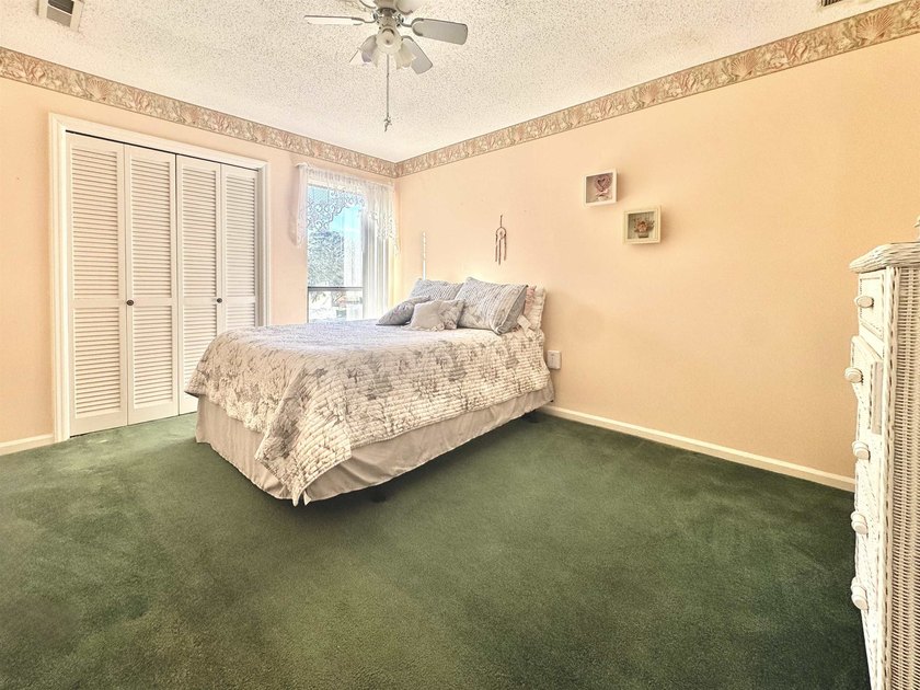 Exceptional Value 3-Bedroom Townhome Approximately One Mile to - photo 24