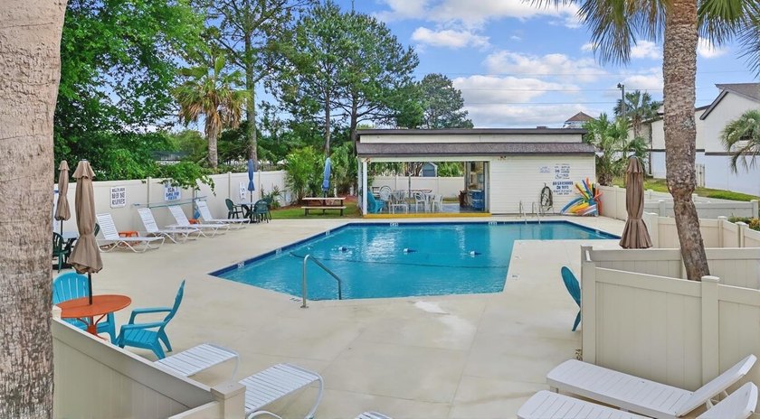 Exceptional Value 3-Bedroom Townhome Approximately One Mile to - photo 31