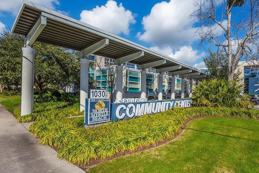 Exceptional Value 3-Bedroom Townhome Approximately One Mile to - photo 34