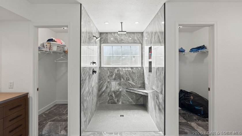 Luxury lakefront home located in a highly sought-after cove at - photo 35