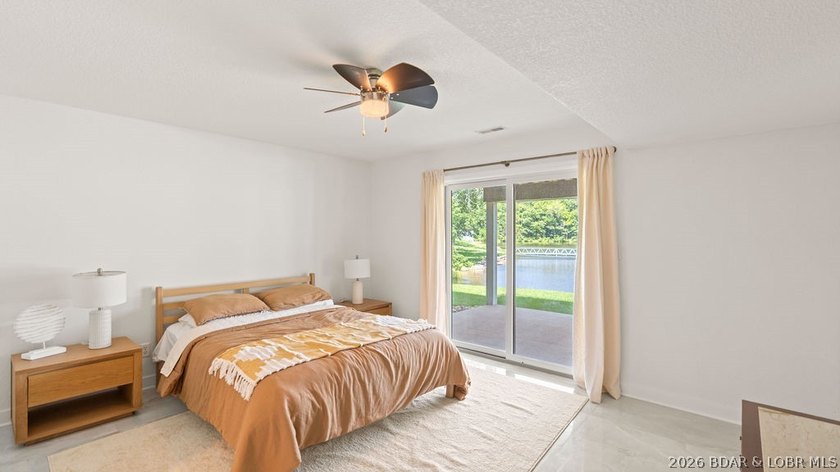 Luxury lakefront home located in a highly sought-after cove at - photo 43