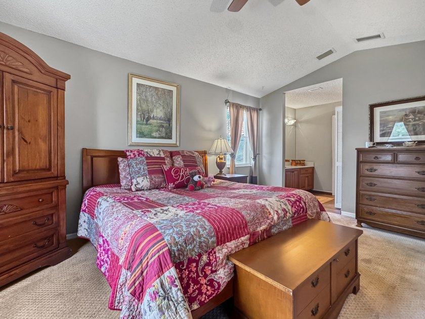 Welcome to this spacious 3-bedroom, 2-bath single-family home in - photo 24
