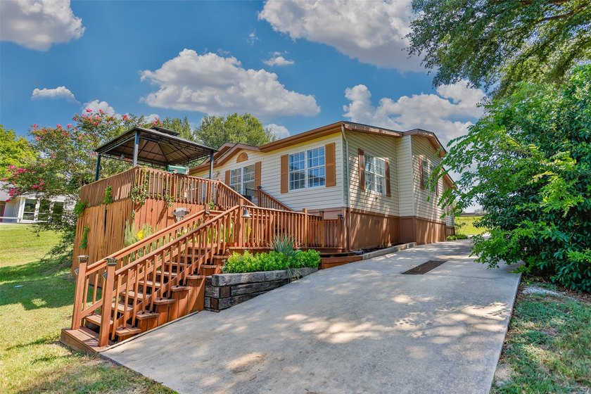 Welcome to Moss Lake living-where every day feels like vacation - photo 40