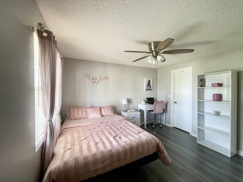 The total Square Feet: 2,618, including livable and non-livable - photo 15