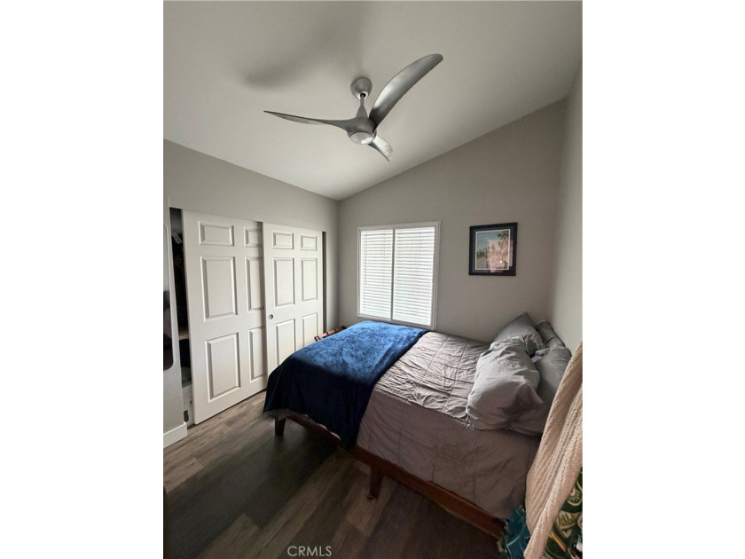 Beautiful, clean and move in ready. This 3 bedroom, 2 bth., Surf - photo 23