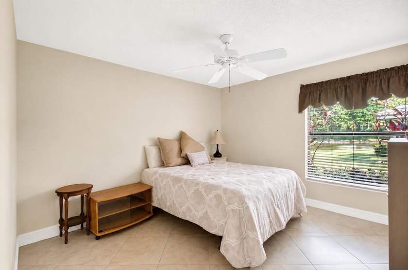 Enjoy breathtaking lake views from this beautifully maintained - photo 33