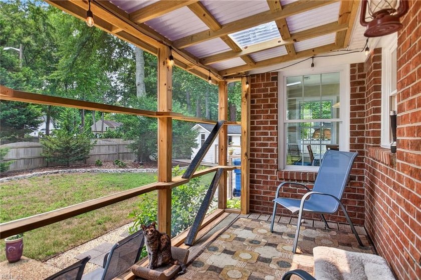 Step into this spacious &amp; immaculate totally remodeled ranch in - photo 31