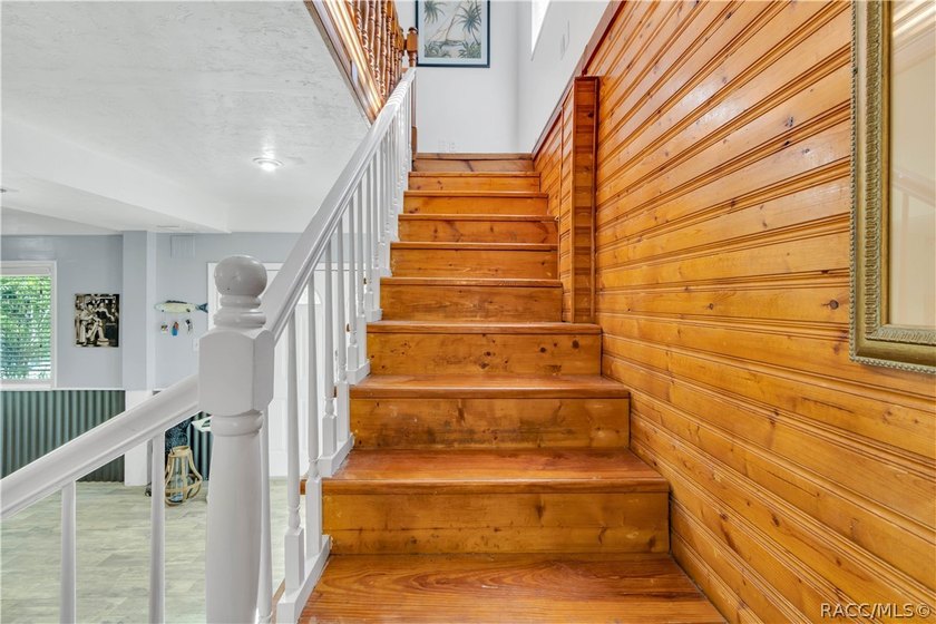 Discover the perfect blend of coastal charm and laid-back - photo 29