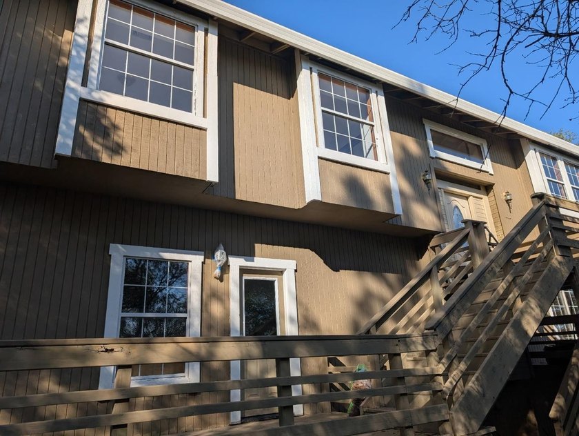 Welcome to your private retreat in the gated community of Auburn - photo 2