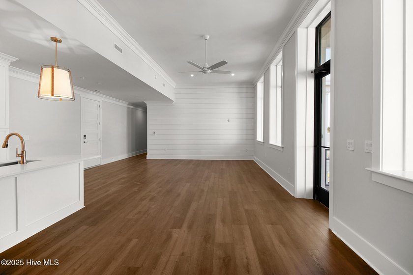 Unit 203 at 805 Mulberry is a 3-bedroom, 2-bath condominium on - photo 8