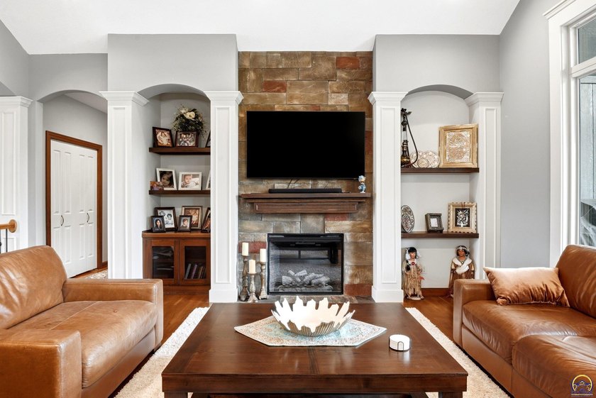 This is the one you've been waiting for! Welcome to 3112 SE - photo 9