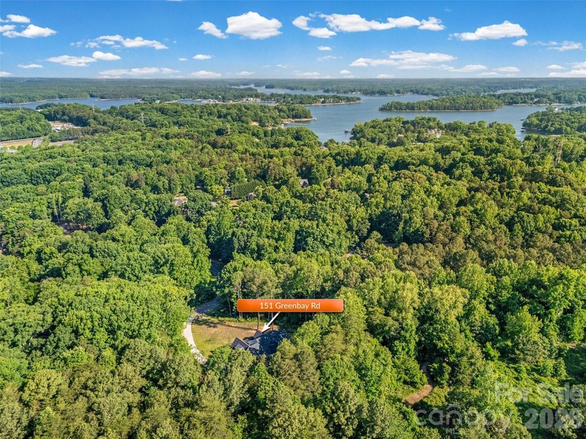Welcome to this exceptional 5-bedroom (4 bedrooms per septic - photo 45