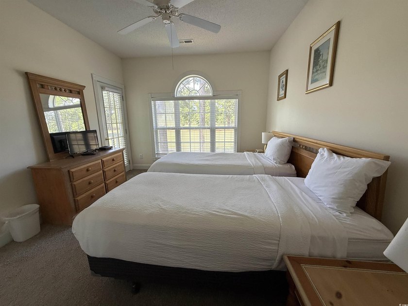 THIS IS THE ONE - SECOND FLOOR CORNER VILLA - GOLF COURSE - photo 14