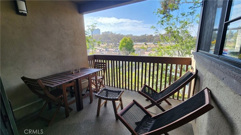 Location, Location, Location - a place to call home in La Jolla - photo 10