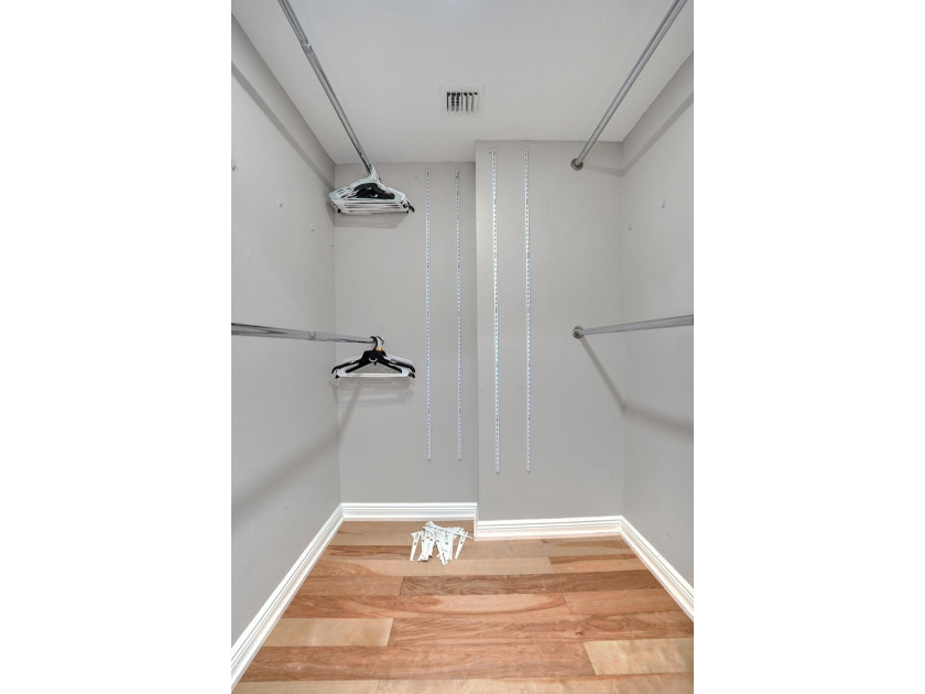 Beautifully updated 1-bedroom, 1-bath condo in sought after Casa - photo 28