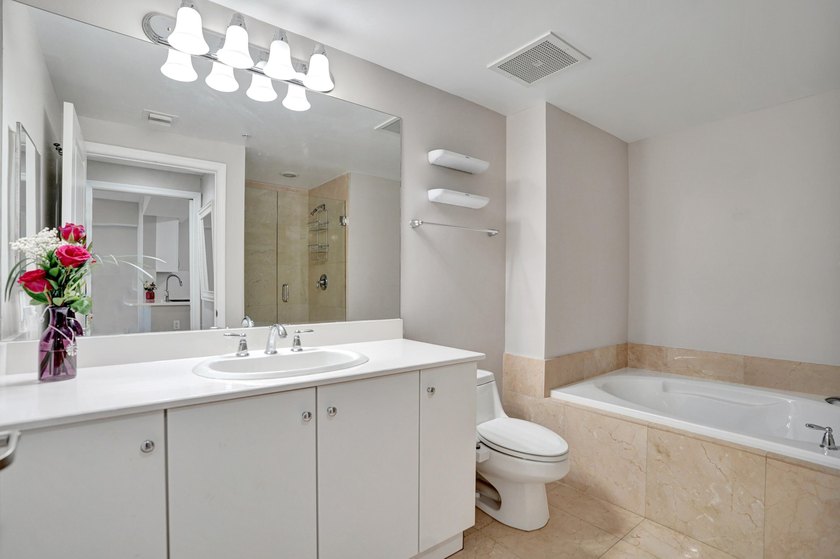 Beautifully updated 1-bedroom, 1-bath condo in sought after Casa - photo 29