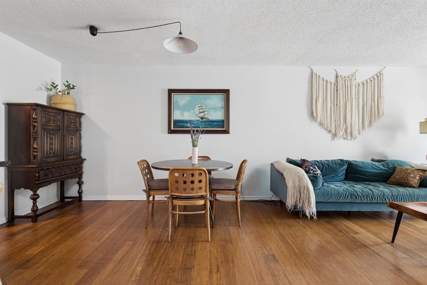 TOP FLOOR, tastefully updated south-facing 1-bedroom in the - photo 8
