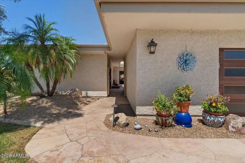 Located on a premium corner lot, tucked away in popular - photo 7
